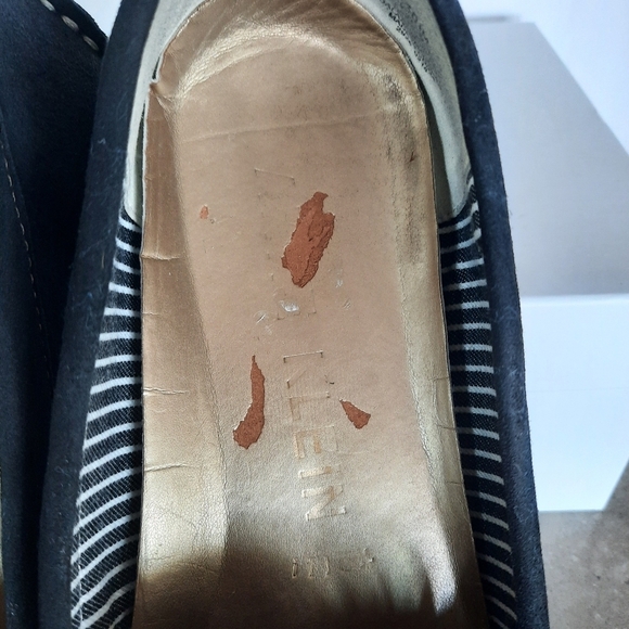 Anne Klein I FLEX Loafers Leather Black Gold Accent Logo Quiet Luxury Size 10.5 - Picture 7 of 16